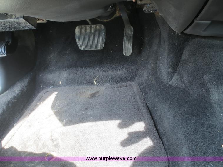 image for item F6963 2010 Ford Crown Victoria Police Interceptor