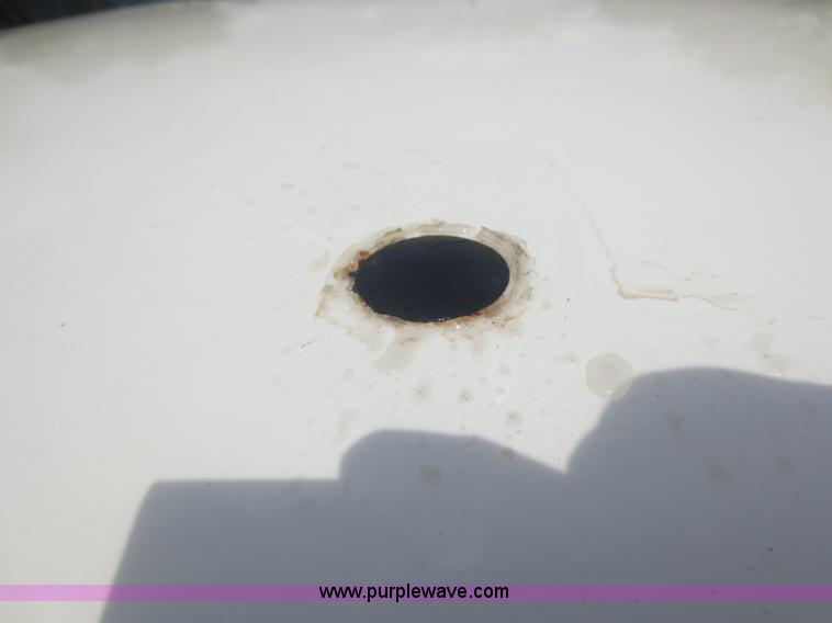 image for item F6964 2010 Ford Crown Victoria Police Interceptor