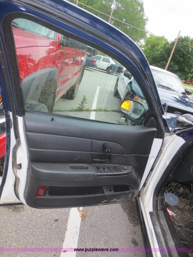 image for item F6964 2010 Ford Crown Victoria Police Interceptor