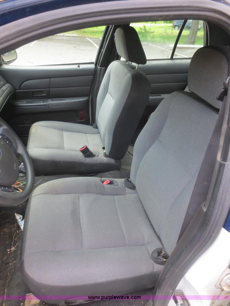 image for item F6964 2010 Ford Crown Victoria Police Interceptor