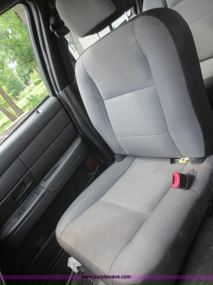 image for item F6964 2010 Ford Crown Victoria Police Interceptor