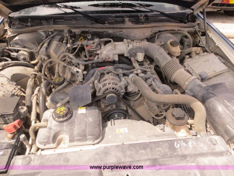 image for item F6964 2010 Ford Crown Victoria Police Interceptor