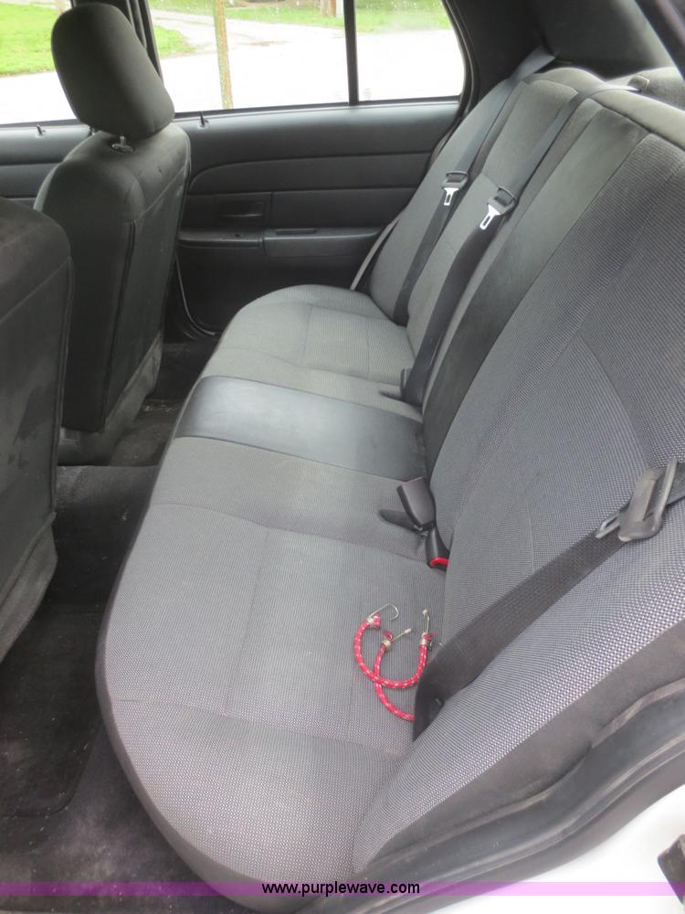 image for item F6965 2010 Ford Crown Victoria Police Interceptor