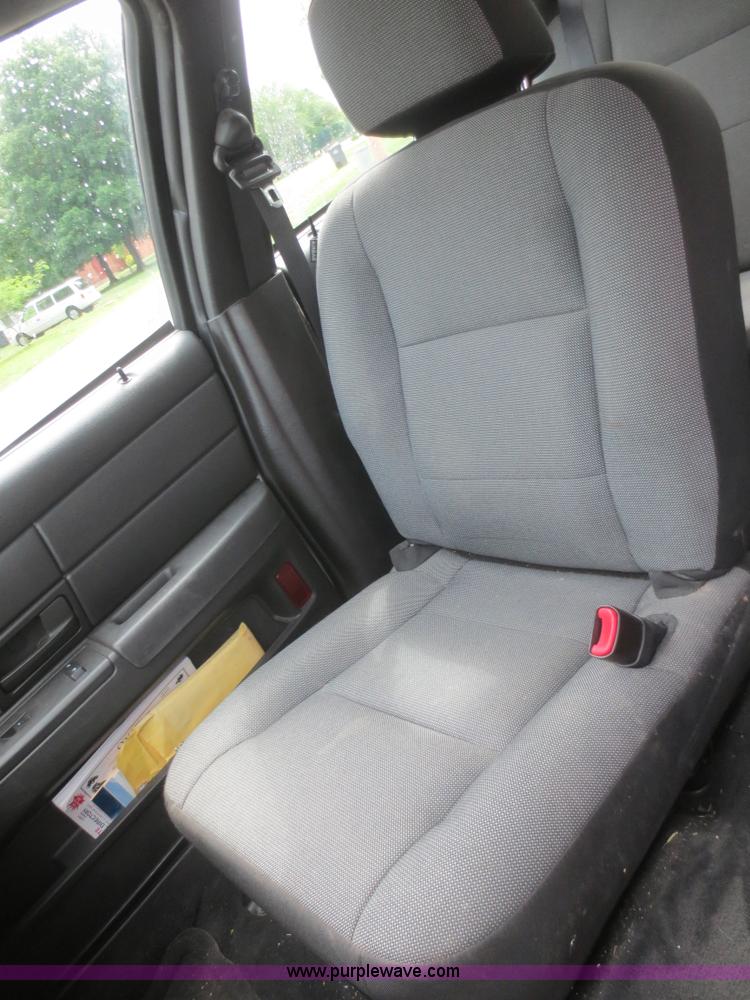 image for item F6965 2010 Ford Crown Victoria Police Interceptor