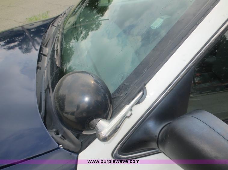 image for item F6965 2010 Ford Crown Victoria Police Interceptor