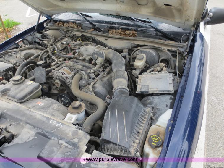 image for item F6965 2010 Ford Crown Victoria Police Interceptor
