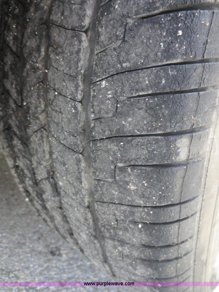 image for item F6966 2007 Ford Crown Victoria Police Interceptor