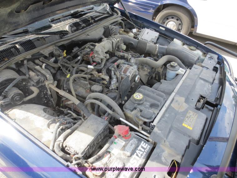 image for item F6966 2007 Ford Crown Victoria Police Interceptor