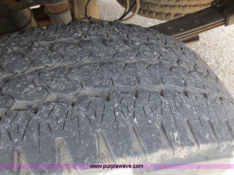 image for item F6967 2005 Ford F150 SuperCrew pickup truck