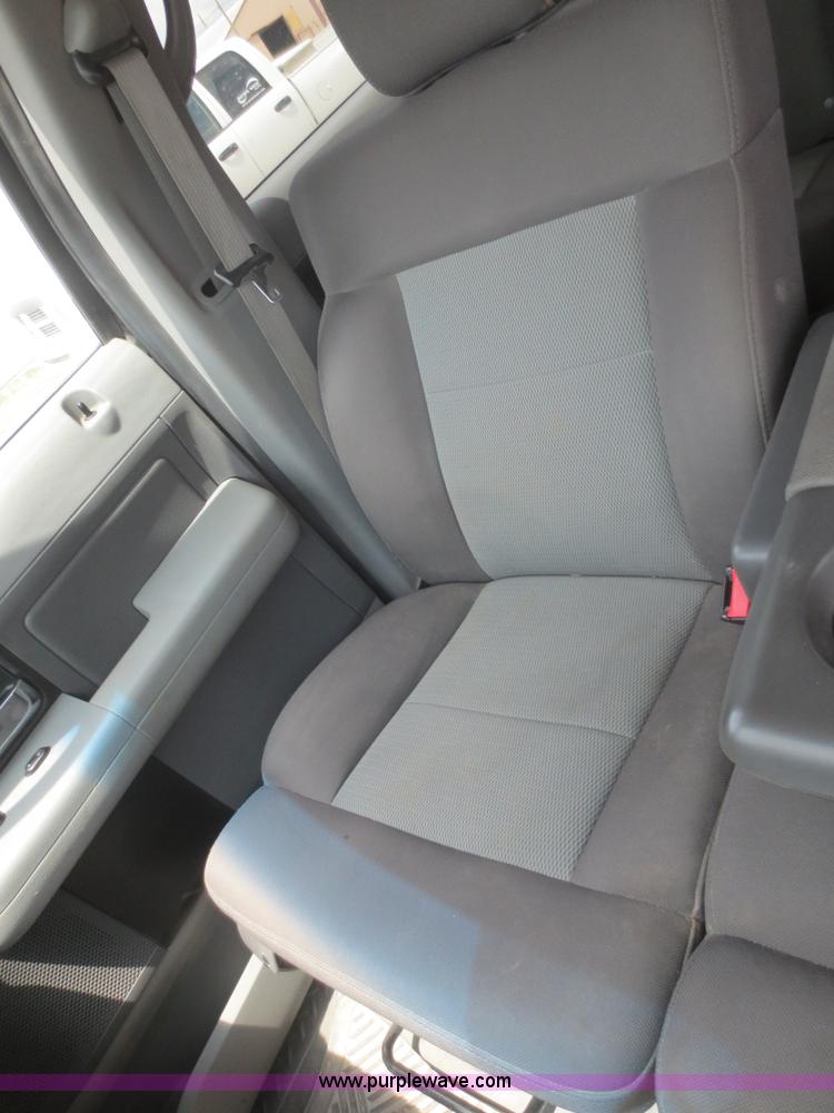 image for item F6967 2005 Ford F150 SuperCrew pickup truck