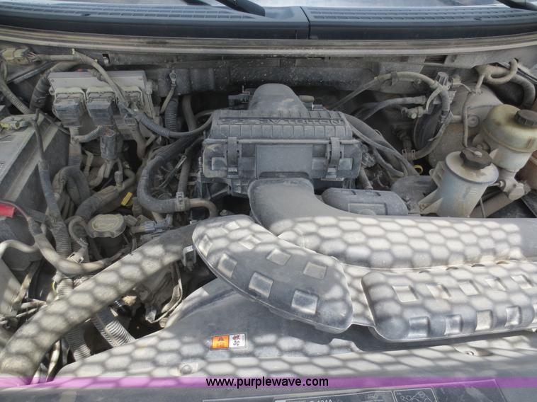 image for item F6967 2005 Ford F150 SuperCrew pickup truck