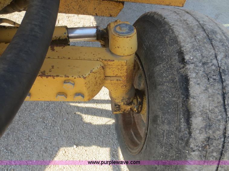 image for item F6968 1994 John Deere 6400 tractor