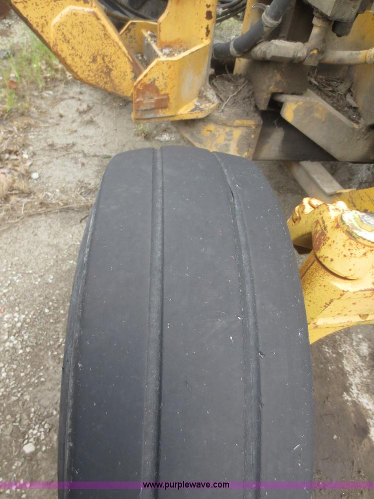 image for item F6969 1998 John Deere 6410 tractor