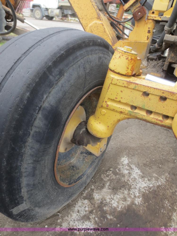 image for item F6969 1998 John Deere 6410 tractor