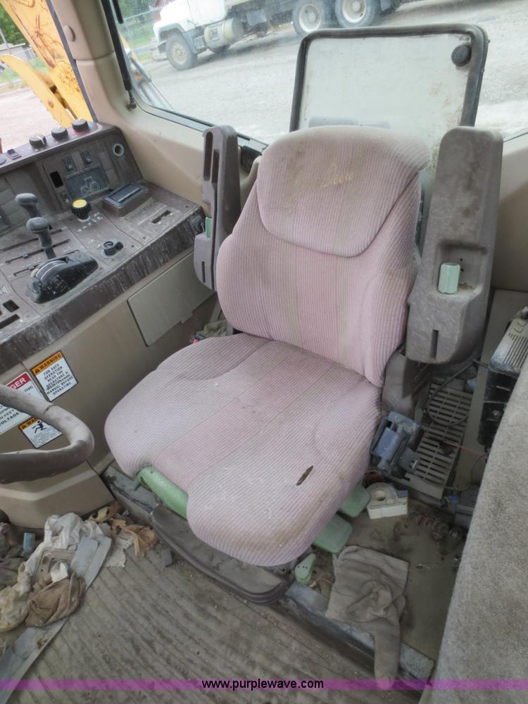 image for item F6969 1998 John Deere 6410 tractor