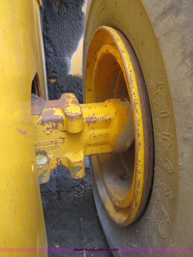 image for item F6970 1981 John Deere JD844 wheel loader