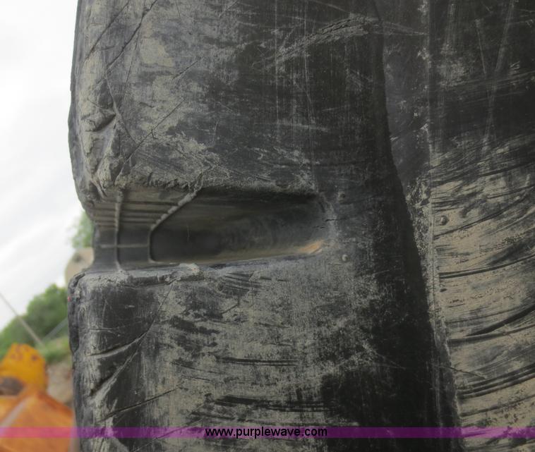 image for item F6970 1981 John Deere JD844 wheel loader