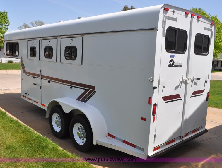 image for item G6477 1999 Sundowner horse trailer