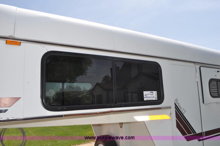 image for item G6477 1999 Sundowner horse trailer