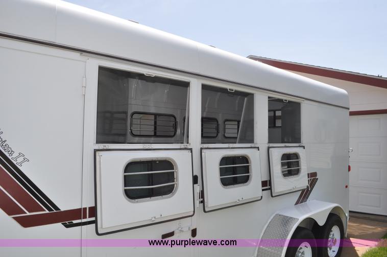 image for item G6477 1999 Sundowner horse trailer