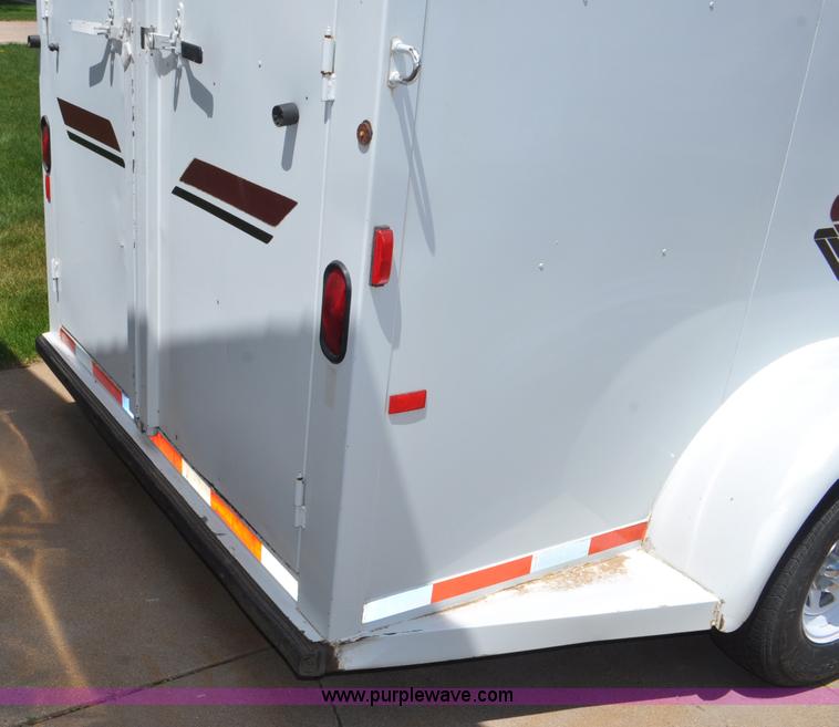 image for item G6477 1999 Sundowner horse trailer