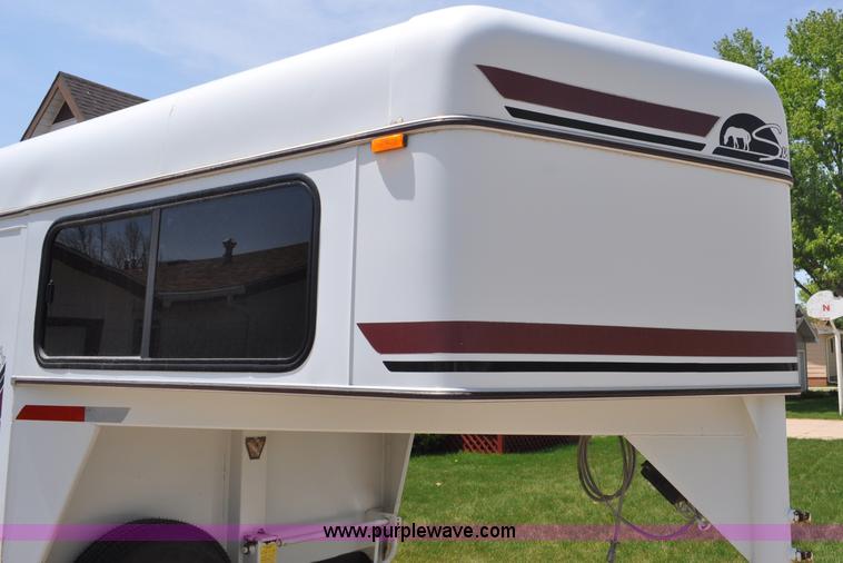 image for item G6477 1999 Sundowner horse trailer