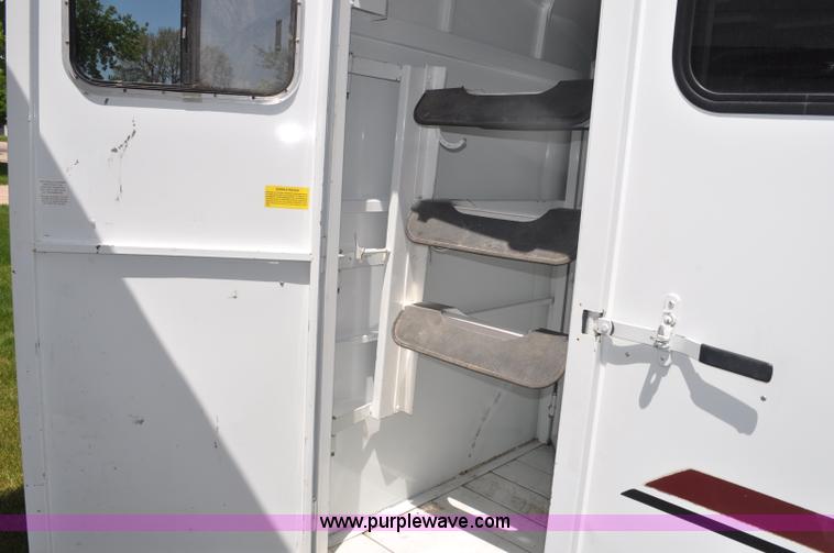 image for item G6477 1999 Sundowner horse trailer