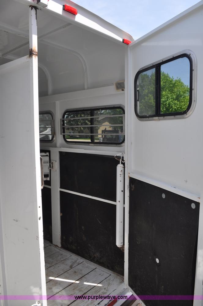 image for item G6477 1999 Sundowner horse trailer