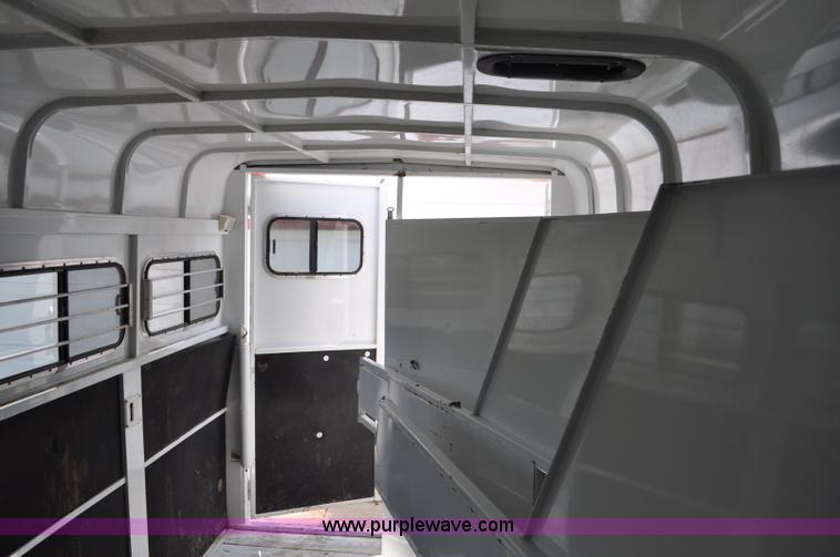 image for item G6477 1999 Sundowner horse trailer