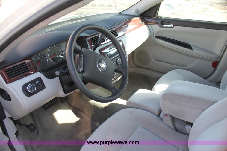 image for item H2118 2007 Chevrolet Impala LT