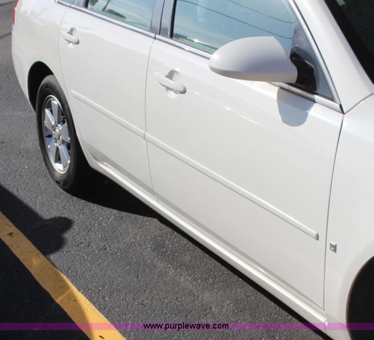 image for item H2118 2007 Chevrolet Impala LT