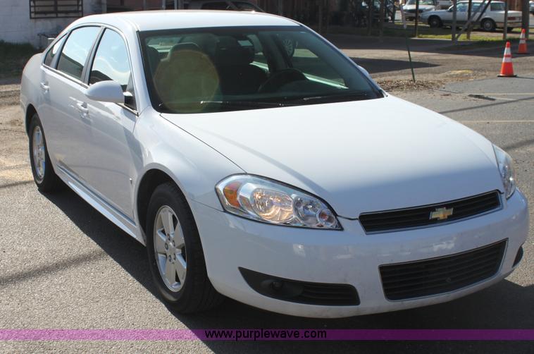image for item H2119 2010 Chevrolet Impala LT