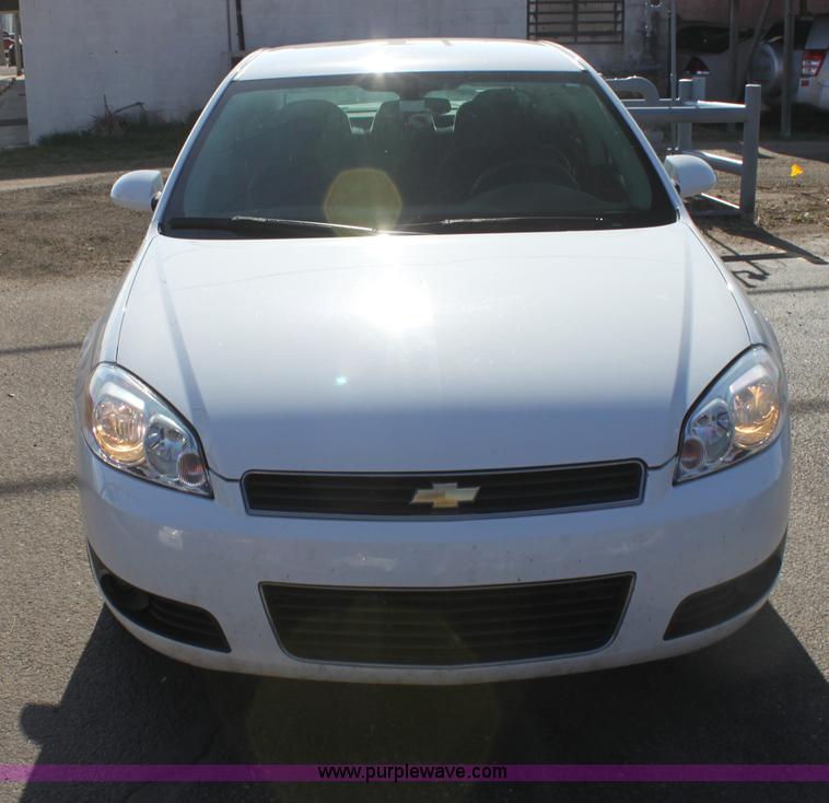 image for item H2119 2010 Chevrolet Impala LT