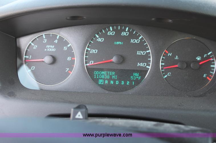 image for item H2119 2010 Chevrolet Impala LT