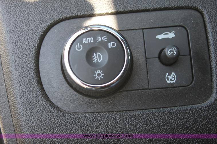 image for item H2119 2010 Chevrolet Impala LT