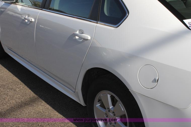 image for item H2119 2010 Chevrolet Impala LT