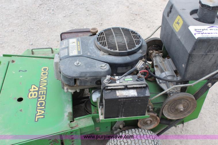 image for item H2695 1997 John Deere GS75 walk-behind self-propelled lawn mower
