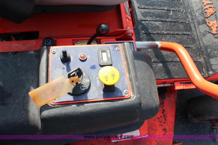 image for item H2707 2007 Bad Boy 60" ZTR lawn mower