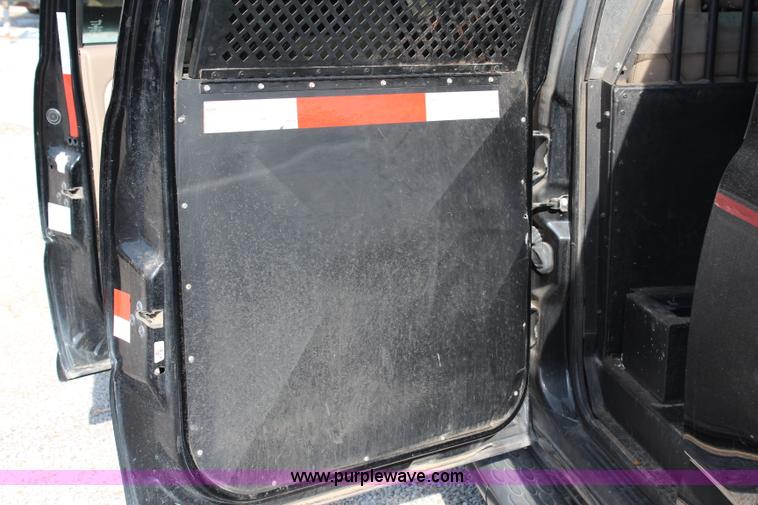 image for item H2708 2003 GMC Yukon Denali XL SUV