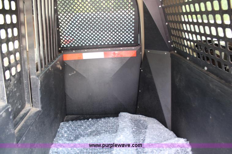 image for item H2708 2003 GMC Yukon Denali XL SUV