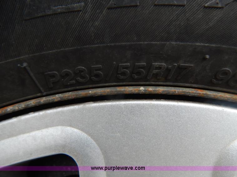 image for item H3374 2007 Ford Crown Victoria Police Interceptor