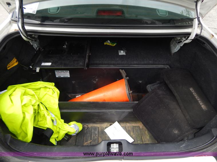 image for item H3374 2007 Ford Crown Victoria Police Interceptor