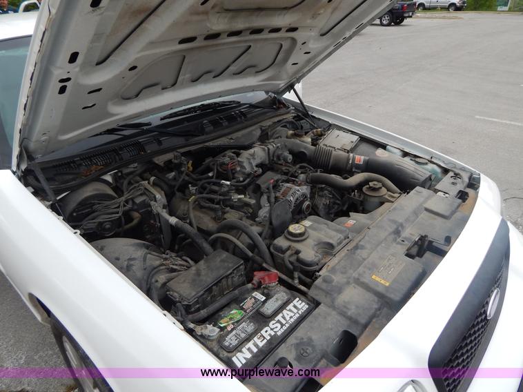 image for item H3374 2007 Ford Crown Victoria Police Interceptor