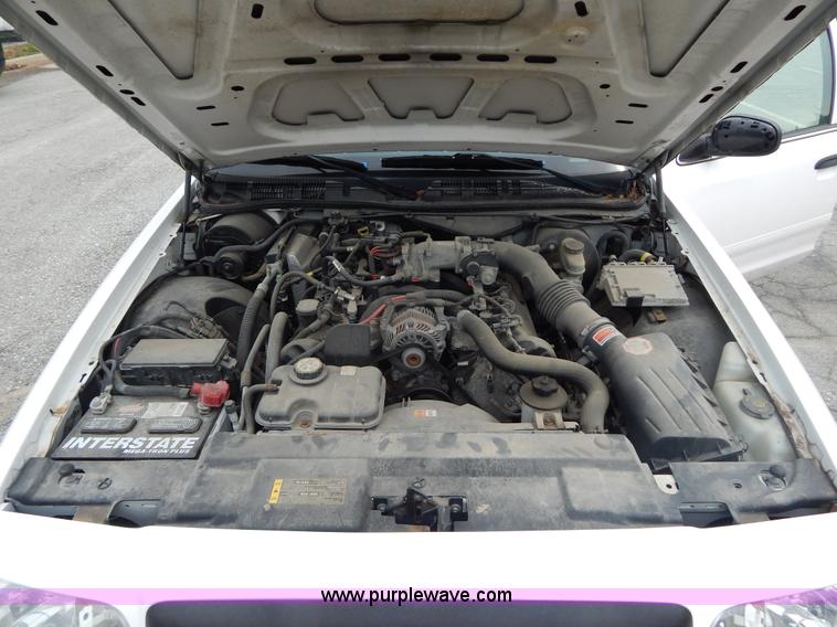 image for item H3375 2006 Ford Crown Victoria Police Interceptor