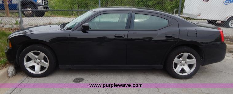 image for item H3376 2009 Dodge Charger SE
