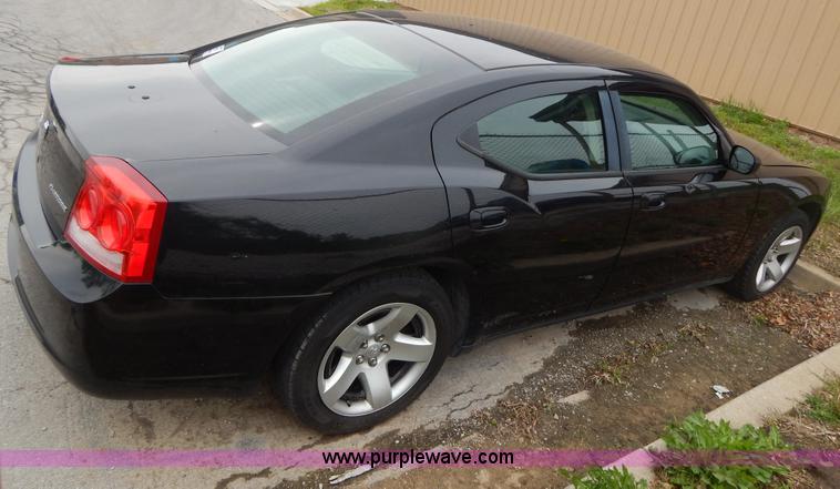 image for item H3376 2009 Dodge Charger SE