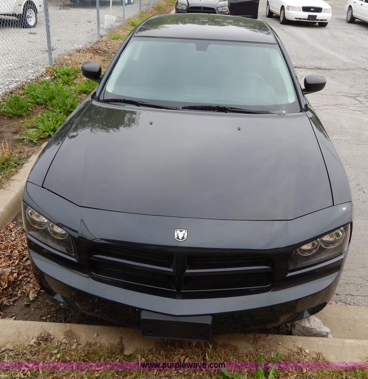 image for item H3376 2009 Dodge Charger SE