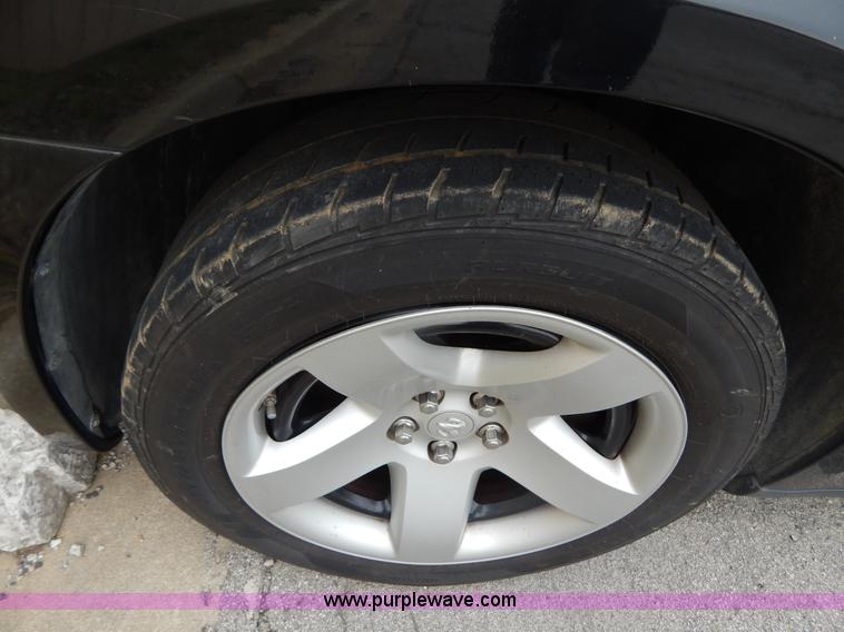 image for item H3376 2009 Dodge Charger SE