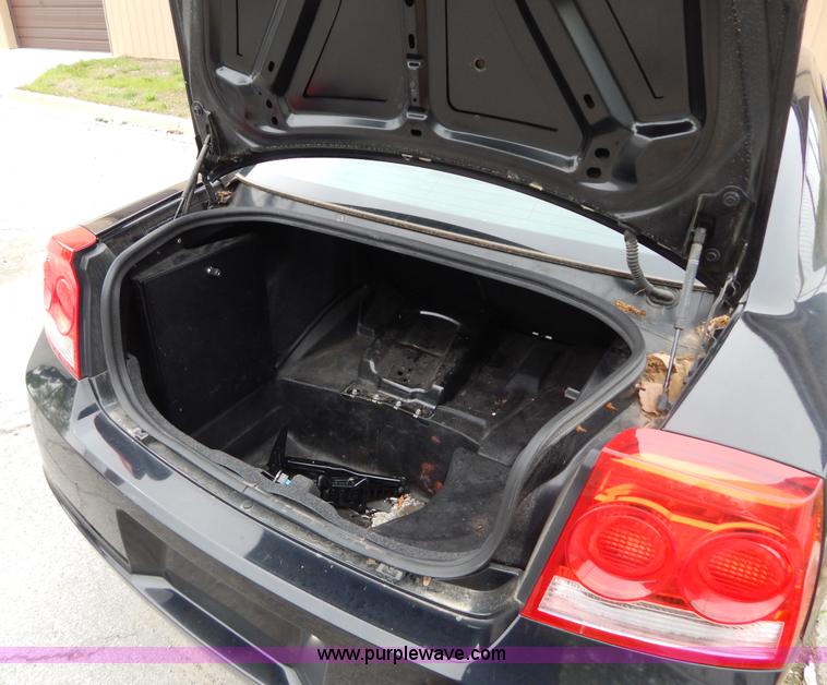 image for item H3376 2009 Dodge Charger SE