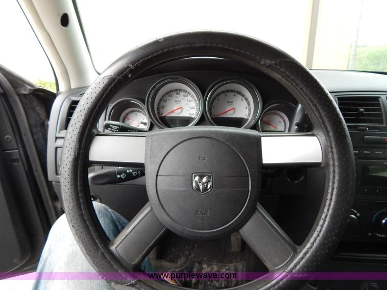 image for item H3376 2009 Dodge Charger SE